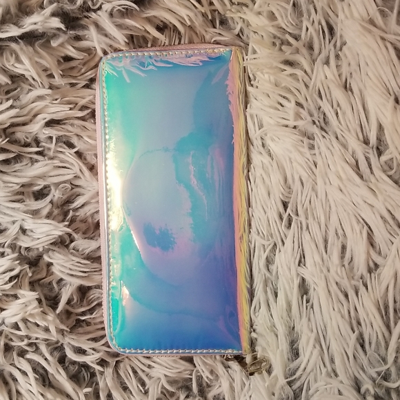 Holographic Wallet - Picture 2 of 15